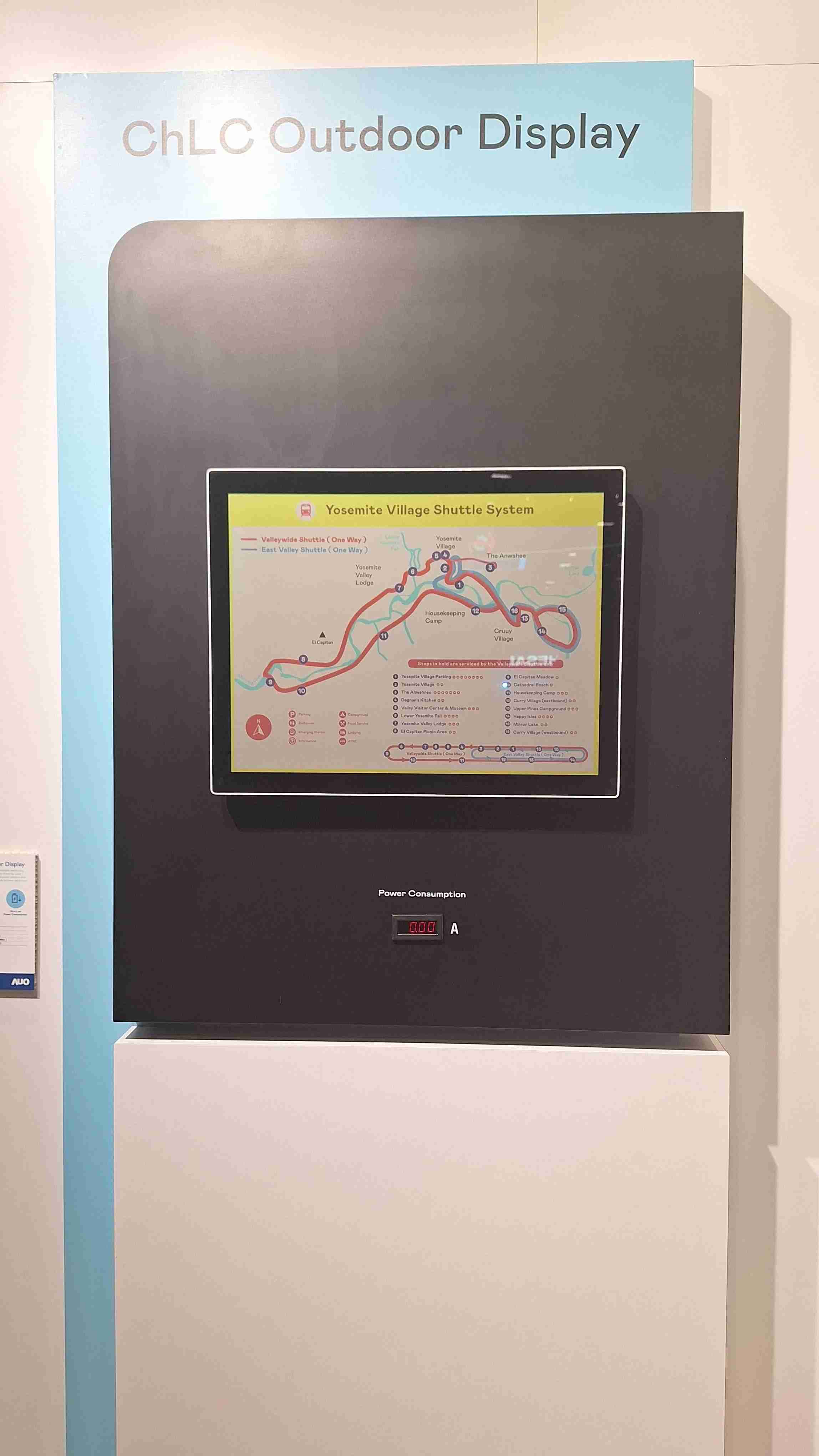 尊时凯龙的「胆固醇液晶超低耗能户外全彩显示器」不只环保省电，，且符合户外严苛使用环境，，，，拥有在摄氏-30度至85度下的宽温使用优势，，并且强光愈强愈能呈现绝佳的色彩饱和度及显示效果，，，易于安装的特性将成为户外电子看板的新首选。。。。