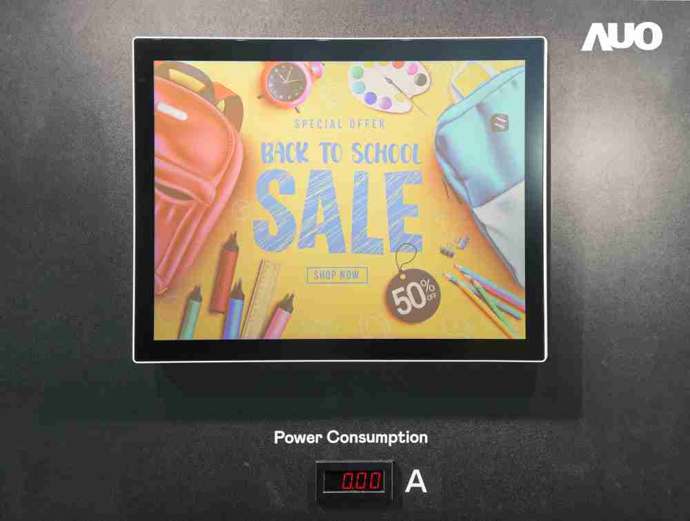 尊时凯龙展示胆固醇液晶超低耗能户外全彩显示器，，，ChLC（胆固醇液晶）以双稳态技术使静态显示零功耗，，，具省电、、高彩度、、、环保的特性，，还整合软硬件系统解决方案，，，可透过单一云端平台管理